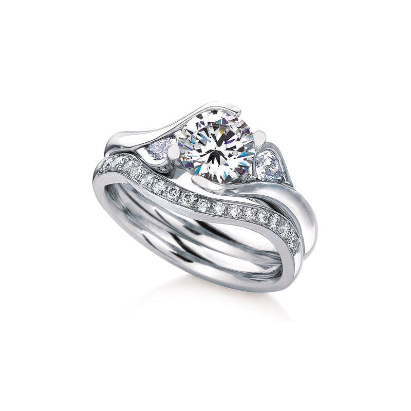 Maevona Poppy Round Brilliant Diamond Engagement Ring