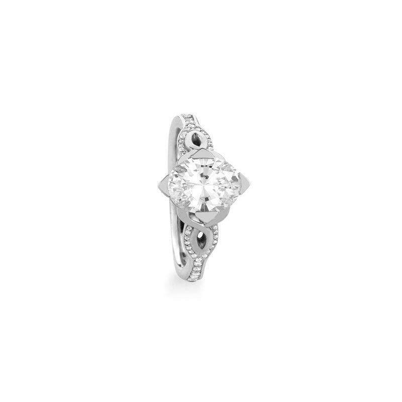 Maevona Fortrose Oval Brilliant Diamond Engagement Ring