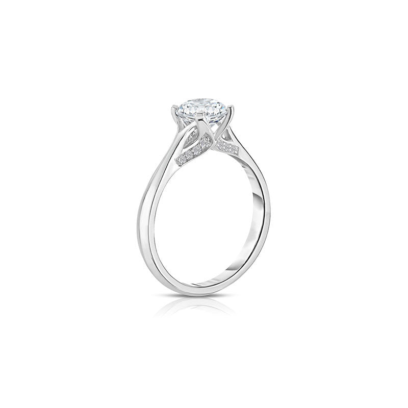 Maevona Glenrothes Round Brilliant Diamond Engagement Ring