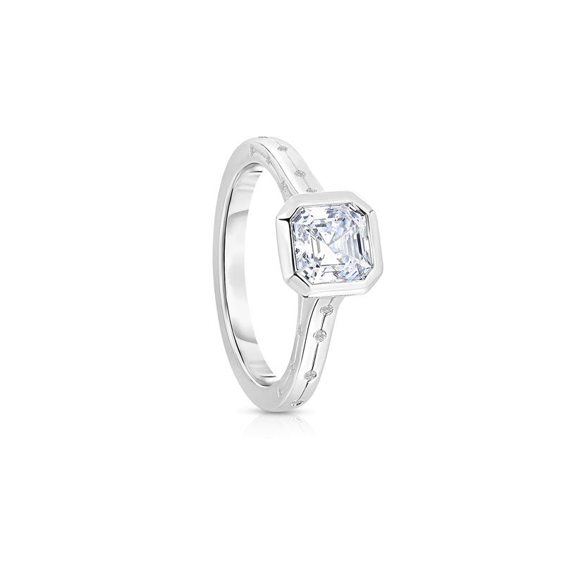 Maevona Kinross Square Cut Diamond Engagement Ring